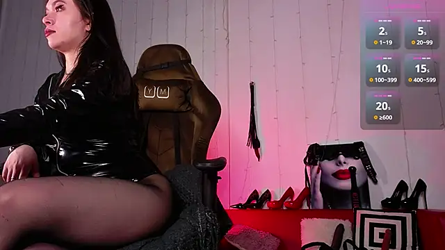 Vanessa Ives  online show from 05-10-26, 08:36