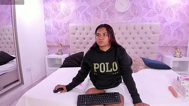 Carolina Evanss online show from 02-09-25, 03:32