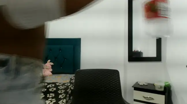 lucianadolll online show from 02-27-25, 09:32