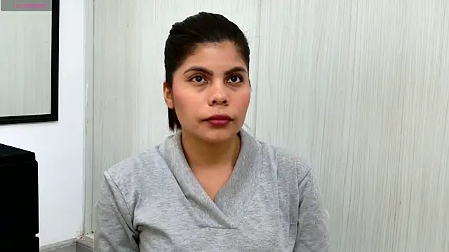 cutehanna1 online show from 12-01-25, 08:14