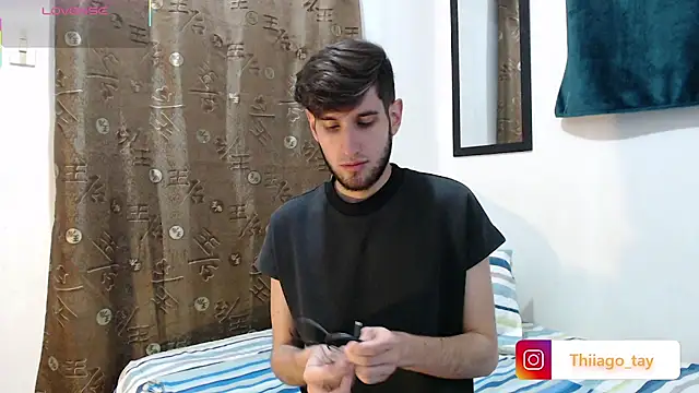 Thhiago tay online show from 10-21-25, 03:07