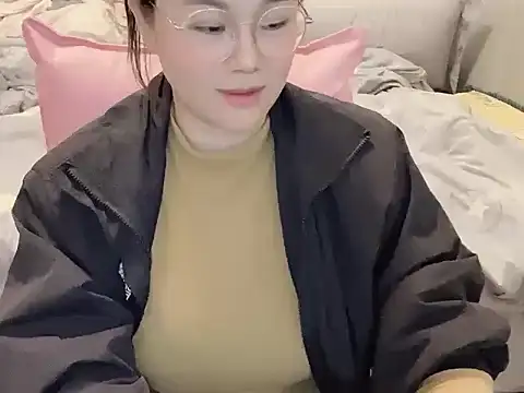 Snapshot of CE-A699 chatting on 02-27-26, 07:08 CE-A699 online show from 02-27-26, 07:08