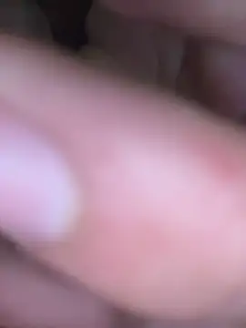 Snapshot of Anmaro05 chatting on 09-26-25, 06:06 Anmaro05 online show from 09-26-25, 06:06