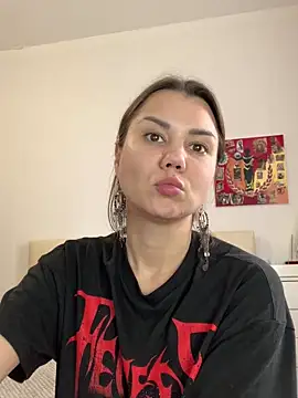 MiraMiss online show from 10-11-25, 09:19