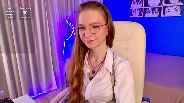 Snapshot of VioletShine chatting on 08-04-26, 01:46 VioletShine online show from 08-04-26, 01:46