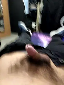 Alee3xxx online show from 10-24-25, 03:03