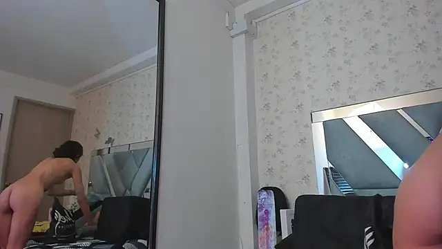 Queenjenn   online show from 12-10-24, 01:22