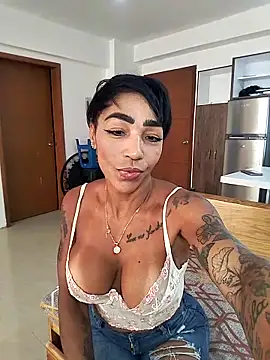 Alison fitness online show from 02-25-25, 08:41