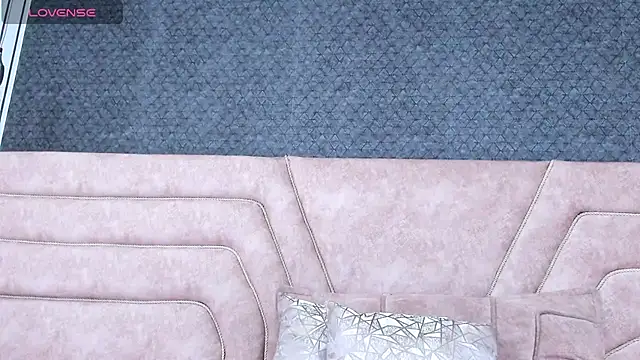 Snapshot of Candy_Bony chatting on 03-05-25, 09:48 Candy Bony online show from 03-05-25, 09:48