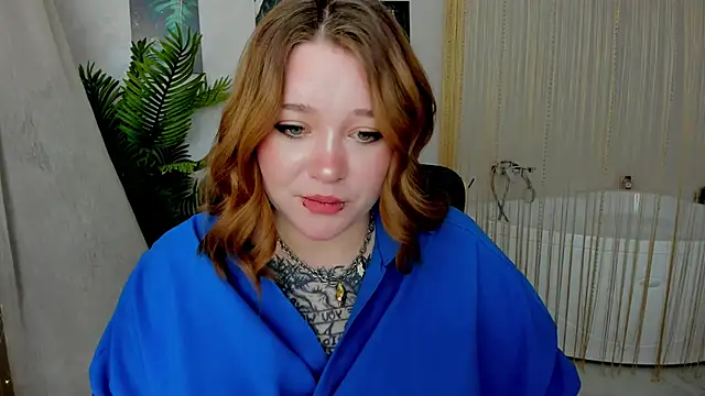 MoonLghte online show from 02-04-25, 08:06