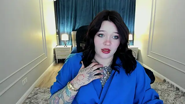 MoonLghte online show from 02-21-25, 07:43