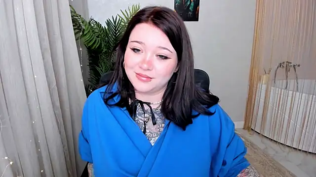 MoonLghte online show from 03-18-25, 12:36