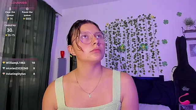 Noellesable online show from 03-22-25, 09:31