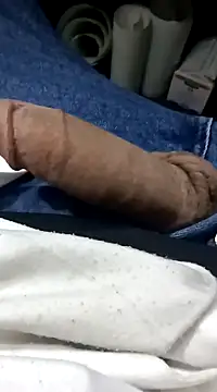 Snapshot of Steve98768 chatting on 12-18-24, 03:22 Steve98768 online show from 12-18-24, 03:22