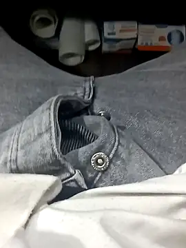 Steve98768 online show from 12-25-24, 05:15