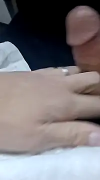 Snapshot of Steve98768 chatting on 01-01-25, 08:04 Steve98768 online show from 01-01-25, 08:04