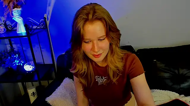 Snapshot of EvaStevs chatting on 12-12-24, 11:25 EvaStevs online show from 12-12-24, 11:25