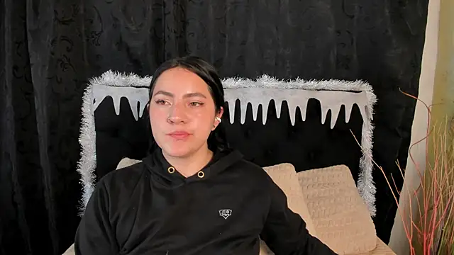 jenifer  power10 online show from 12-13-25, 08:47