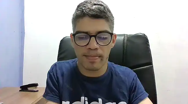 Snapshot of DiGabriel chatting on 02-05-25, 04:48 DiGabriel online show from 02-05-25, 04:48