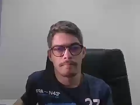 Snapshot of DiGabriel chatting on 09-11-25, 07:36 DiGabriel online show from 09-11-25, 07:36