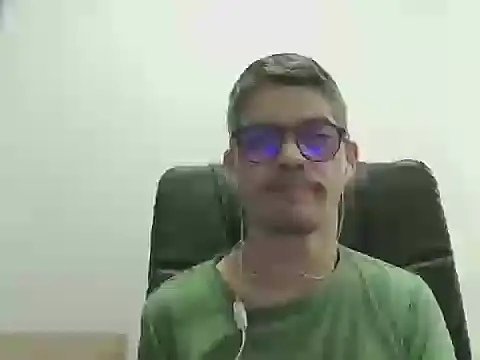 Snapshot of DiGabriel chatting on 03-24-26, 06:07 DiGabriel online show from 03-24-26, 06:07