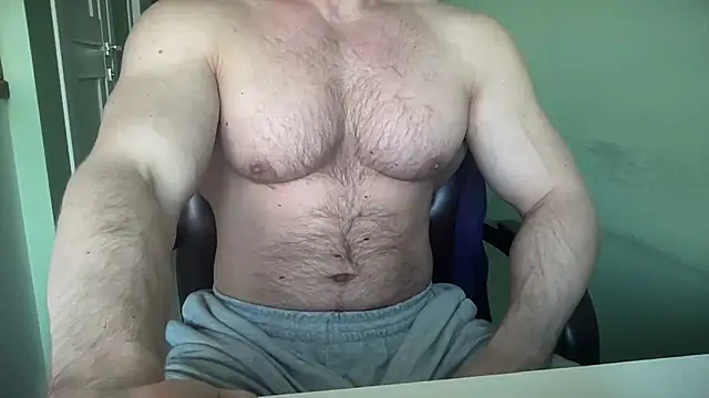 Snapshot of Mrbiceps23 chatting on 03-12-26, 09:48 Mrbiceps23 online show from 03-12-26, 09:48