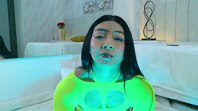 MeganCruzGB online show from 04-10-26, 12:32