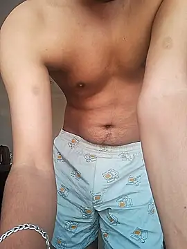 Snapshot of shan__22 chatting on 02-12-25, 02:35 shan 22 online show from 02-12-25, 02:35