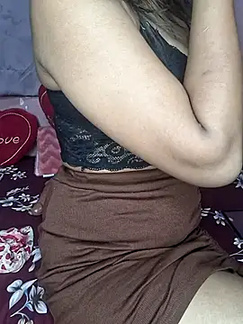 Snapshot of Aaliyalove1 chatting on 02-14-25, 07:44 Aaliyalove1 online show from 02-14-25, 07:44