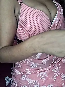 Snapshot of Aaliyalove1 chatting on 02-24-25, 08:36 Aaliyalove1 online show from 02-24-25, 08:36