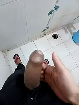 Snapshot of ken_tanaka chatting on 02-17-25, 11:13 ken tanaka online show from 02-17-25, 11:13