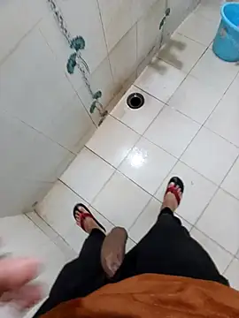 Snapshot of ken_tanaka chatting on 03-08-25, 11:48 ken tanaka online show from 03-08-25, 11:48