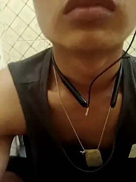 Snapshot of ken_tanaka chatting on 03-17-25, 03:03 ken tanaka online show from 03-17-25, 03:03