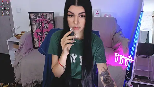 Tiffany lab online show from 10-29-25, 11:56