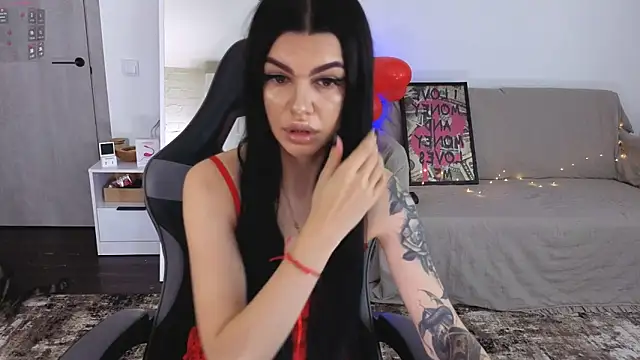 Snapshot of Tiffany_lab chatting on 02-14-26, 06:43 Tiffany lab online show from 02-14-26, 06:43