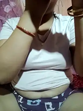 Super-Couple online show from 04-19-26, 08:46