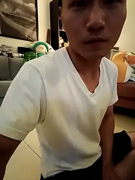 Snapshot of chiata410 chatting on 10-31-25, 12:50 chiata410 online show from 10-31-25, 12:50