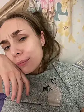 Snapshot of Burning_girlss chatting on 01-05-25, 10:19 Burning girlss online show from 01-05-25, 10:19