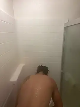 2Fly4Guy online show from 12-24-24, 02:43