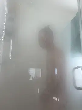 2Fly4Guy online show from 02-20-25, 04:03