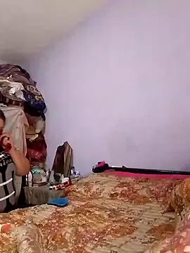 Snapshot of Osha10 chatting on 12-08-24, 12:18 Osha10 online show from 12-08-24, 12:18