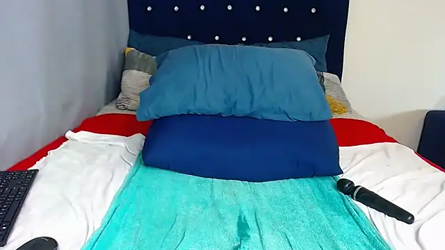 Snapshot of CHERRYYUMMY chatting on 02-09-25, 11:04 CHERRYYUMMY online show from 02-09-25, 11:04