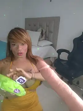Snapshot of milf_venus chatting on 06-08-26, 06:08 milf venus online show from 06-08-26, 06:08