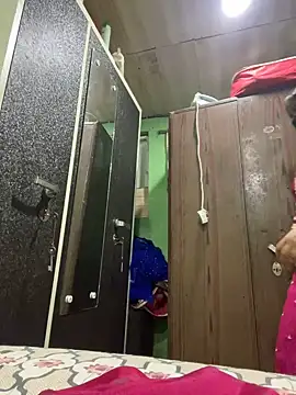 Black Glow online show from 01-12-25, 05:11