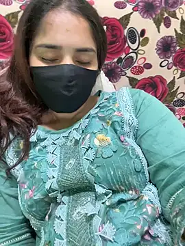 Black Glow online show from 03-11-25, 02:40