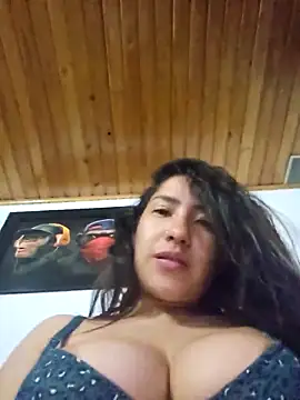 Sofi hot 4m online show from 09-24-25, 02:15