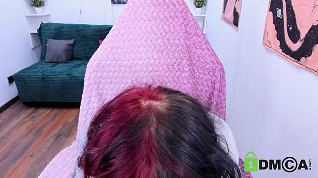 Snapshot of ElizaNik_ chatting on 03-17-25, 05:45 ElizaNik online show from 03-17-25, 05:45