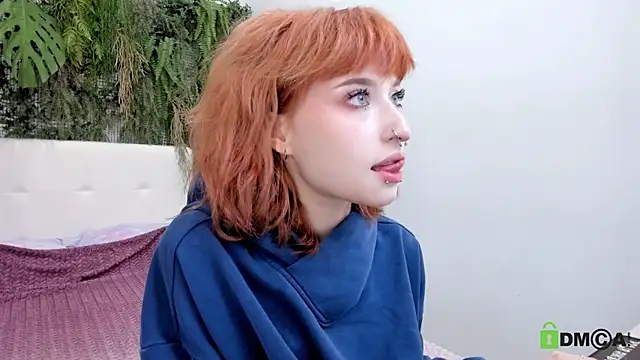 Snapshot of ElizaNik_ chatting on 10-02-25, 08:49 ElizaNik online show from 10-02-25, 08:49