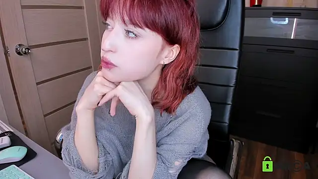 Snapshot of ElizaNik_ chatting on 05-15-26, 11:45 ElizaNik online show from 05-15-26, 11:45