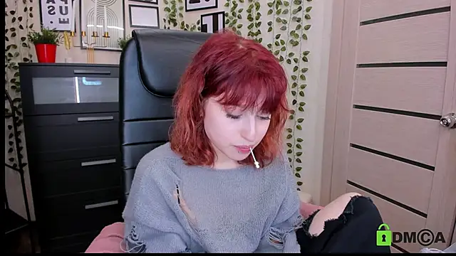 Snapshot of ElizaNik_ chatting on 05-28-26, 11:24 ElizaNik online show from 05-28-26, 11:24